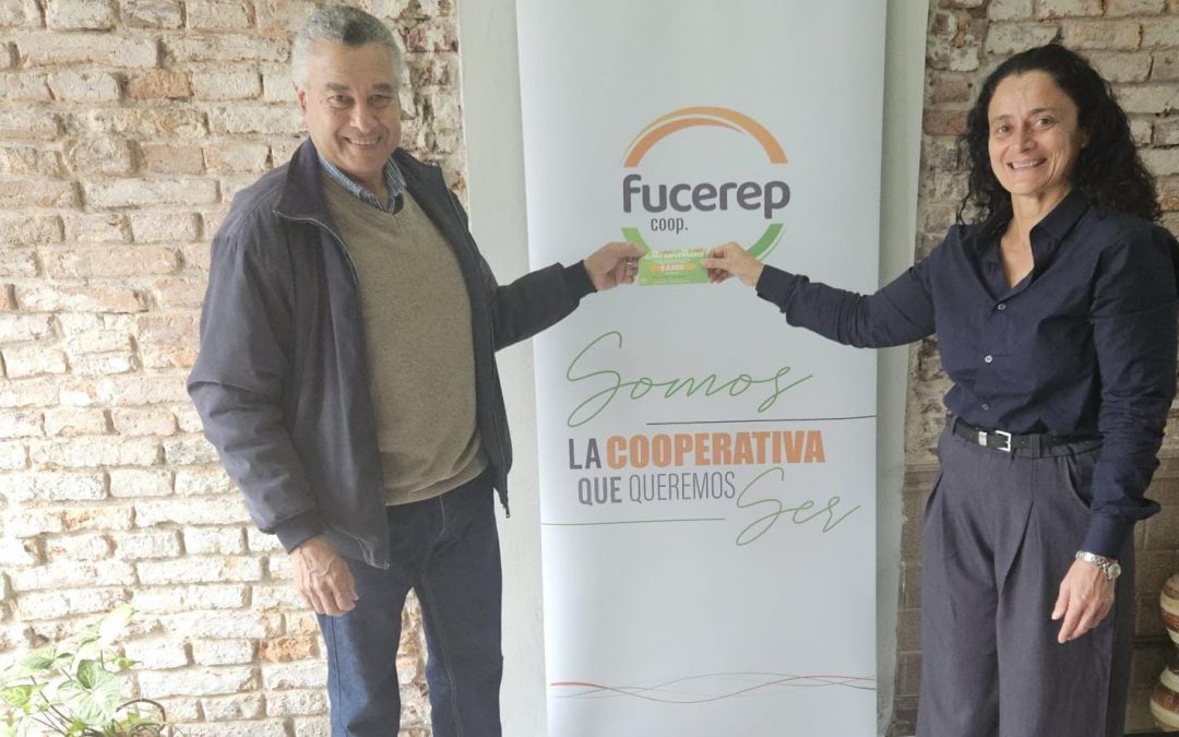 Ganador del premio órden de compra por $2.500 de Hogar de Supermercados Cotrans.